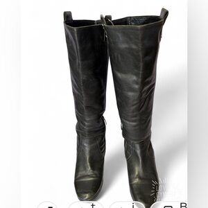 Capelta Black Knee-High Leather Boots